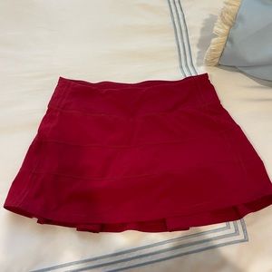 Lululemon pace rival red tennis skirt size 4